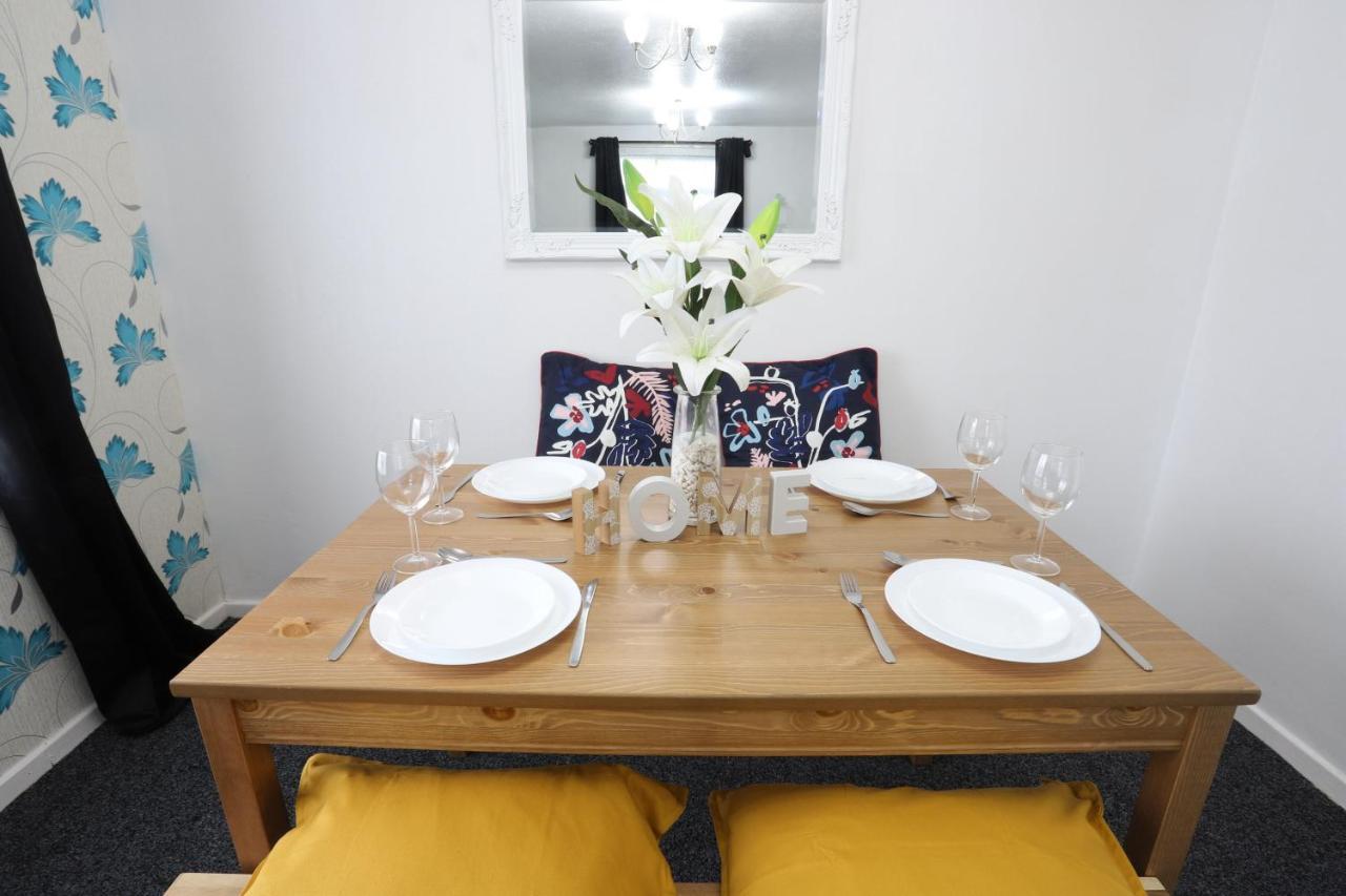 B'Ham Nec/Airport/Hs2 Short Stay Birmingham Bagian luar foto
