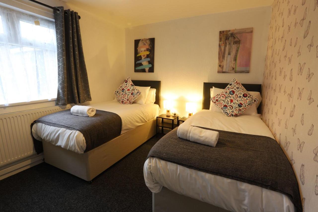 B'Ham Nec/Airport/Hs2 Short Stay Birmingham Bagian luar foto