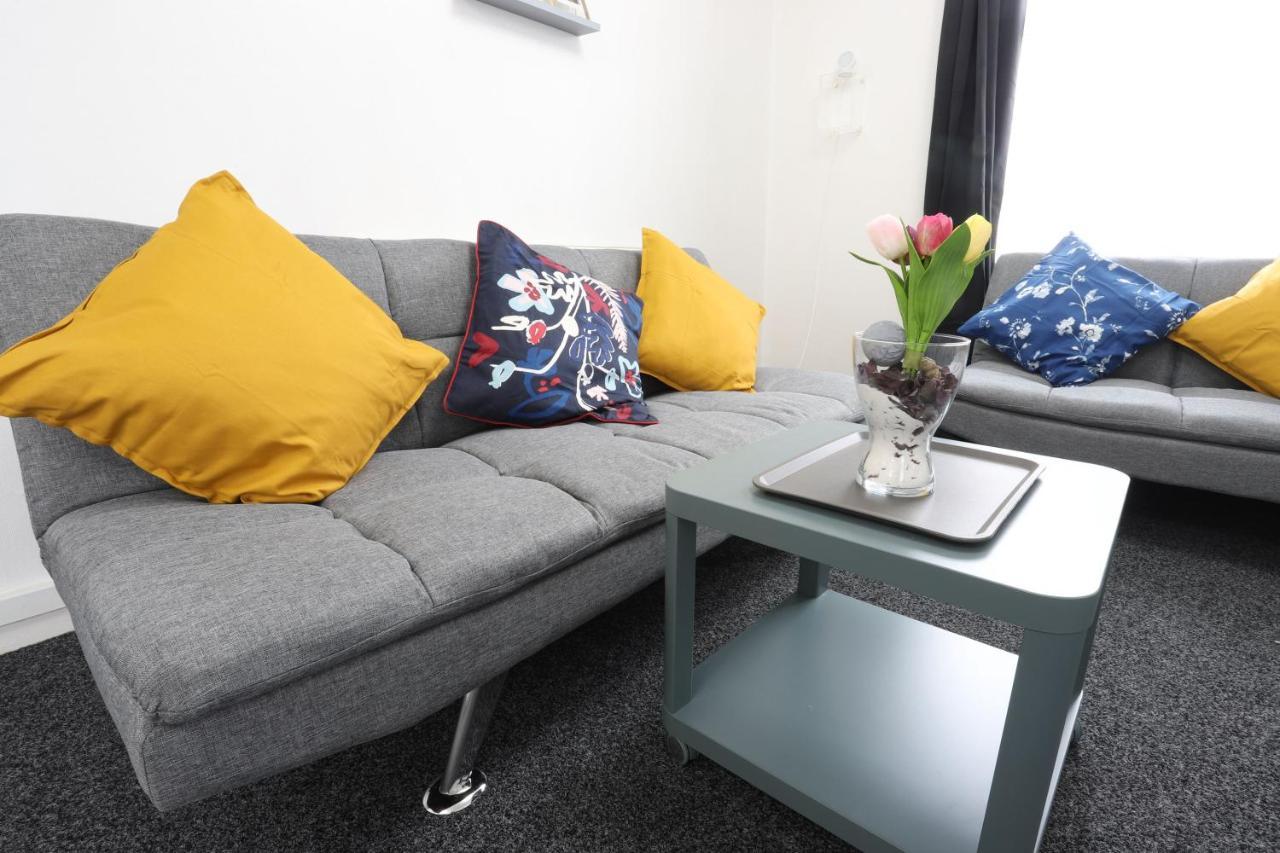 B'Ham Nec/Airport/Hs2 Short Stay Birmingham Bagian luar foto