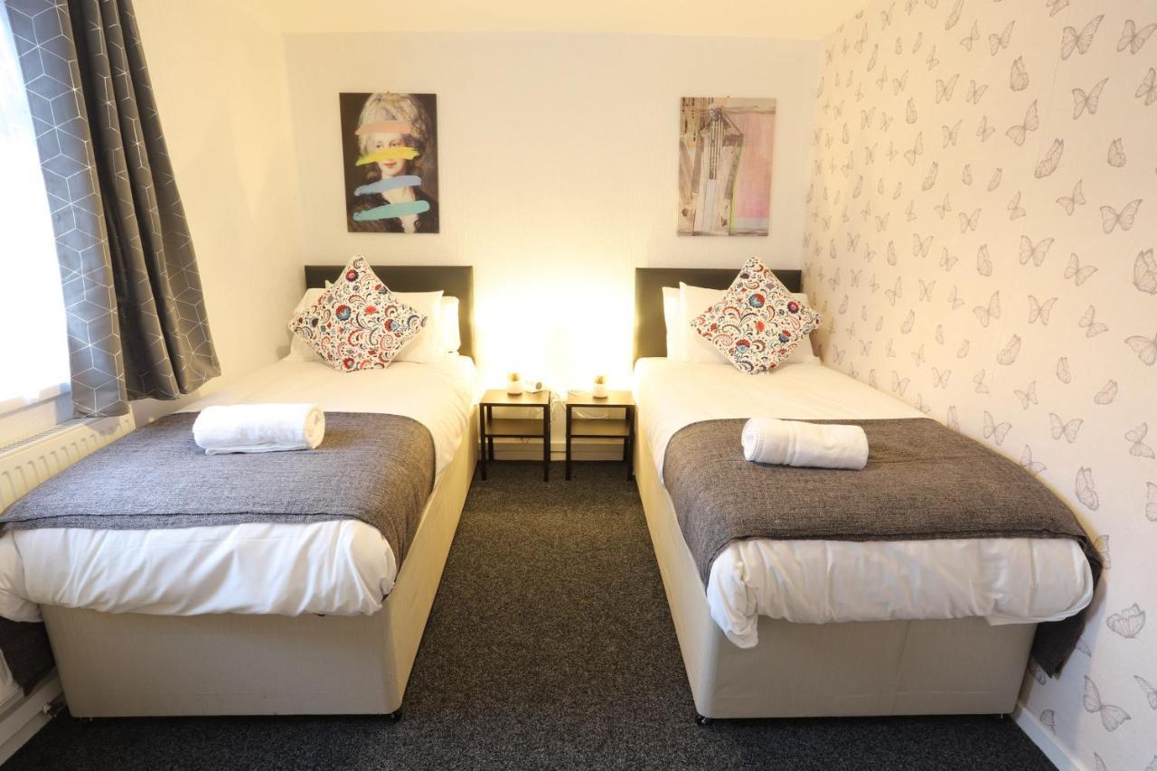 B'Ham Nec/Airport/Hs2 Short Stay Birmingham Bagian luar foto